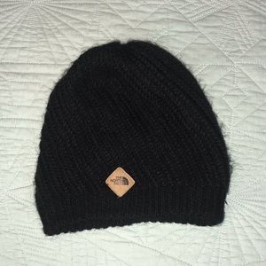 Black North Face Beanie